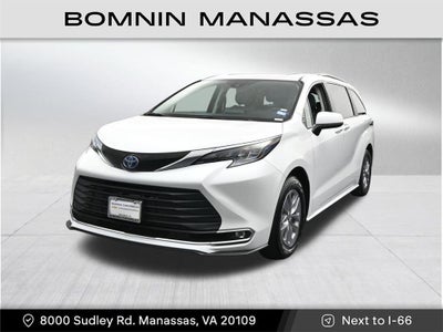 2024 Toyota Sienna XLE
