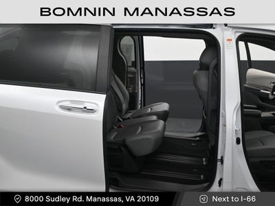 2024 Toyota Sienna XLE