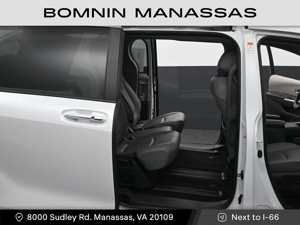 2024 Toyota Sienna XLE