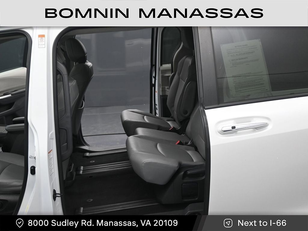 2024 Toyota Sienna XLE