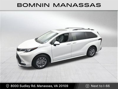 2024 Toyota Sienna XLE