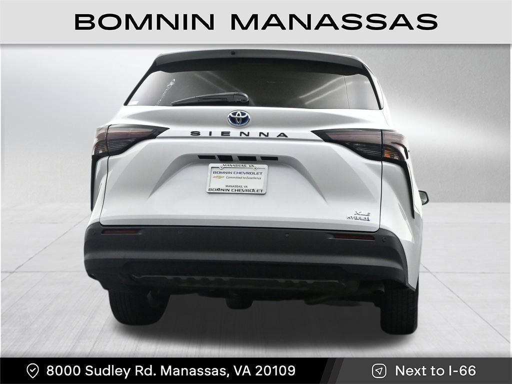 2024 Toyota Sienna XLE
