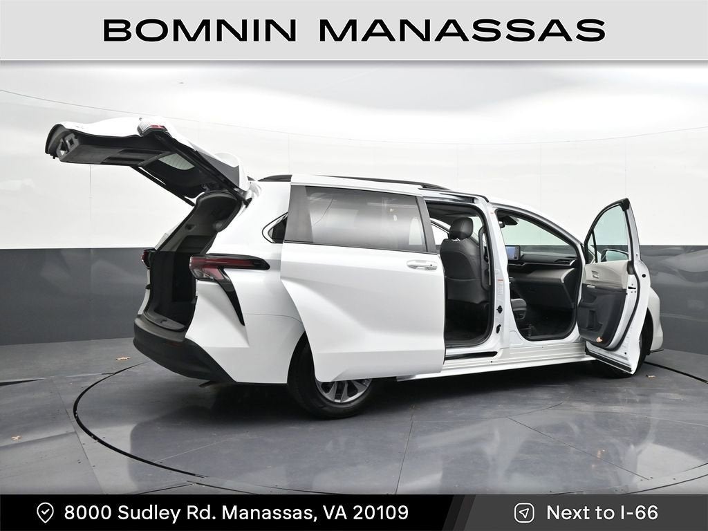 2024 Toyota Sienna XLE