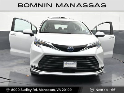 2024 Toyota Sienna XLE