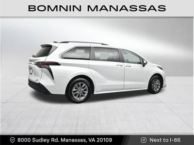 2024 Toyota Sienna XLE