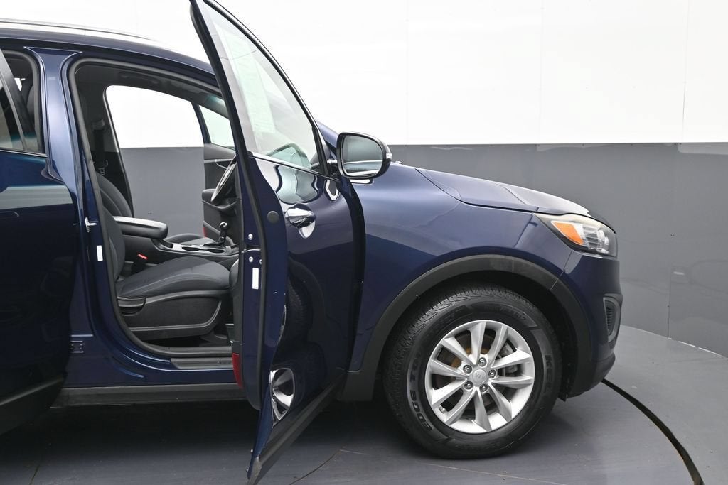 2016 Kia Sorento 2.4L LX