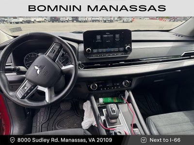 2022 Mitsubishi Outlander SE
