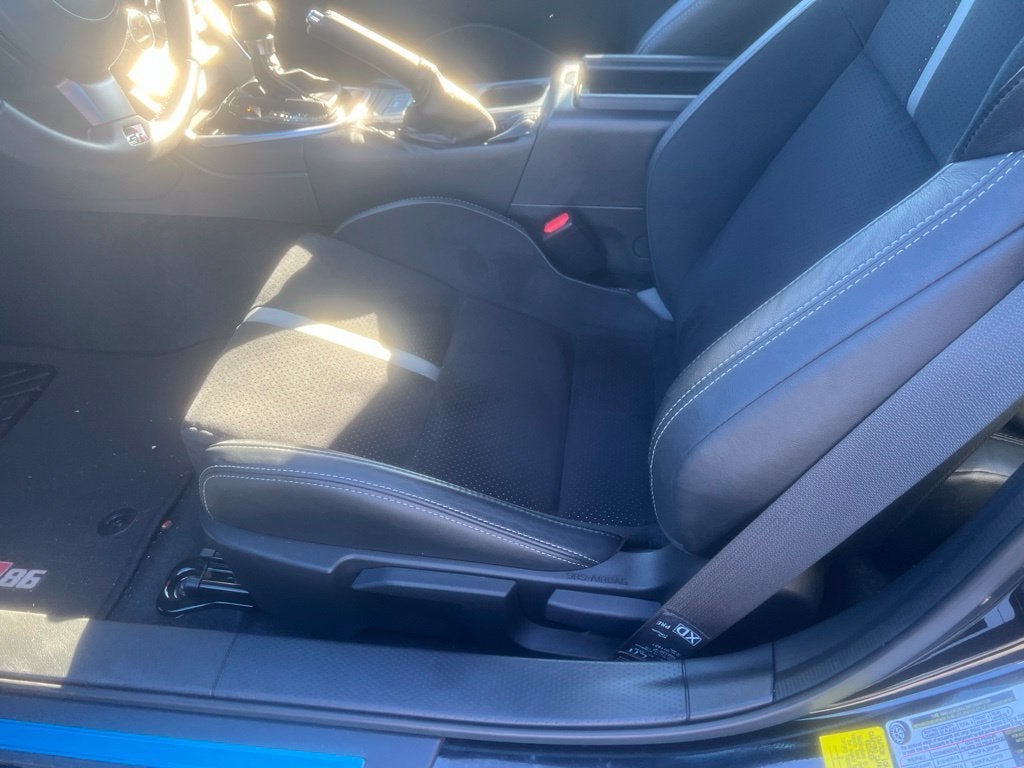 2025 Toyota GR86 Premium