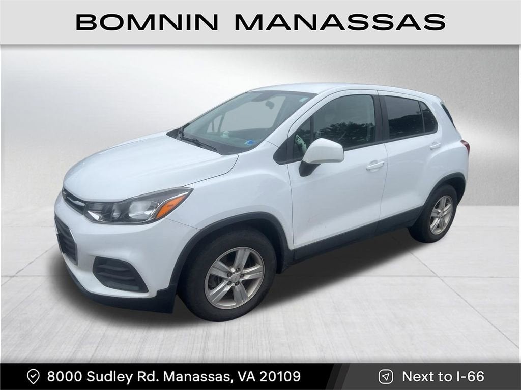 2021 Chevrolet Trax LS's photo
