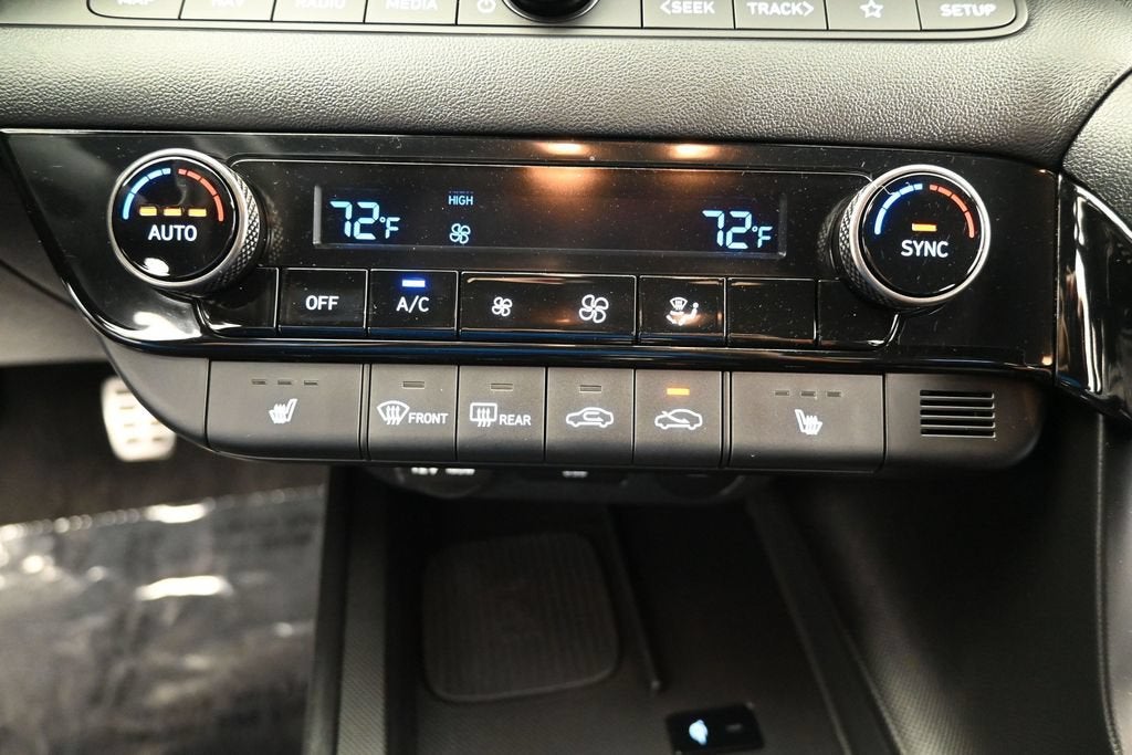2025 Hyundai Elantra N - Photo 22