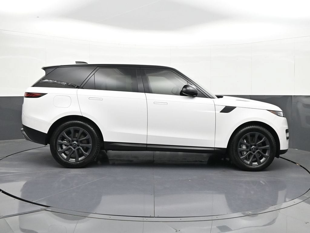 2024 Land Rover Range Rover Sport SE