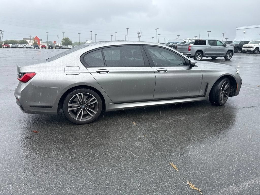 2022 BMW 750 i xDrive