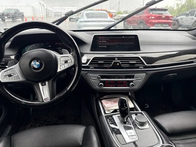 2022 BMW 750 i xDrive
