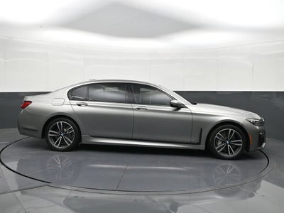 2022 BMW 750 i xDrive