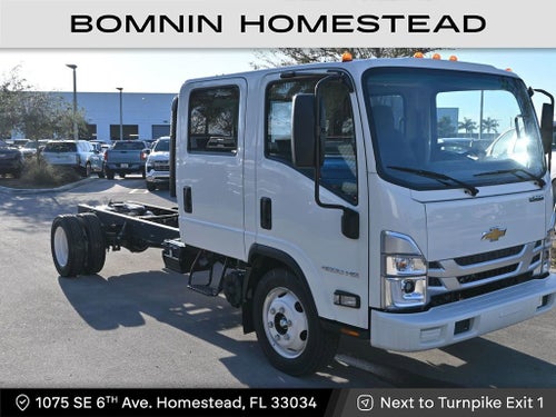 2025 Chevrolet Low Cab Forward 4500 HG Base