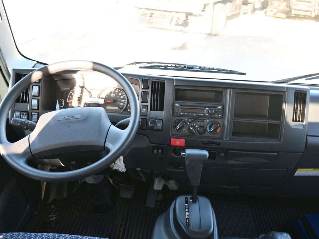 2025 Chevrolet Low Cab Forward 4500 HG Base